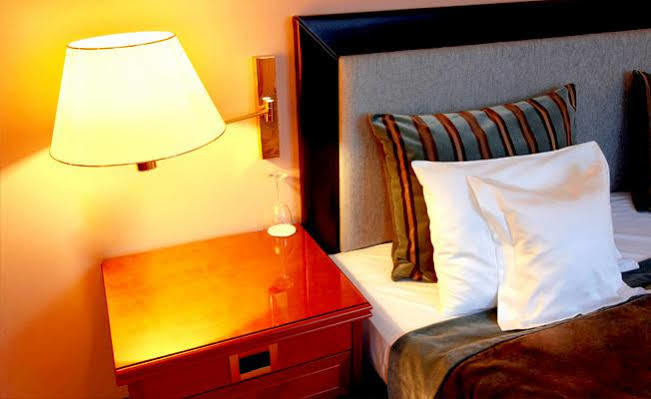 מילטון קינס Mk Hotel מראה חיצוני תמונה